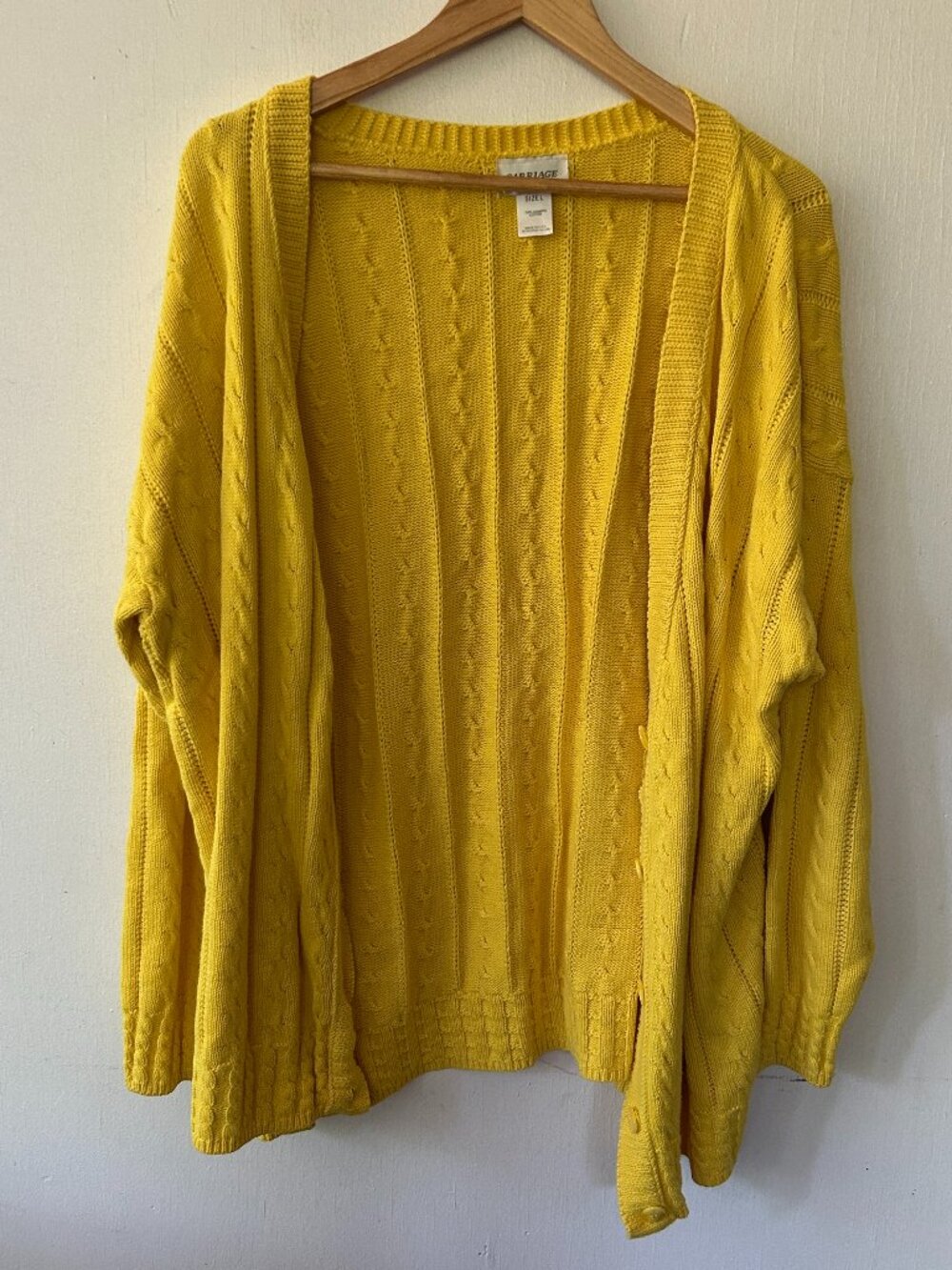Carriage Court VTG Cable Knit Cardigan Womens Large Oversized Made in USA Yellow
